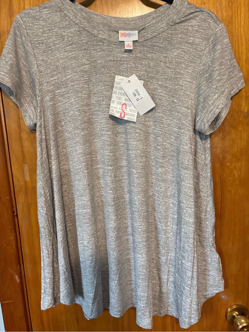 LuLaRoe Erika Heather Gray Short Sleeve Swing Top